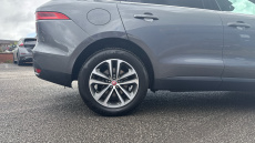 Jaguar F-Pace 2.0d Portfolio 5dr Auto AWD Diesel Estate